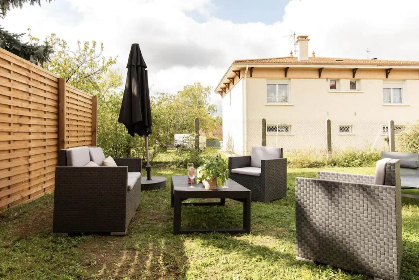 Apartment Ferienwohnung La Casa Irignoise Irigny